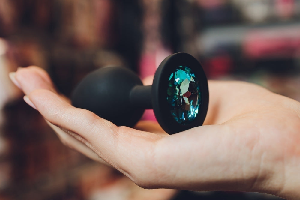 Comment utiliser un plug bijou anal ? Intimae